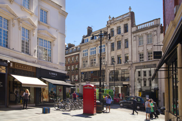 London Shopping off Season
