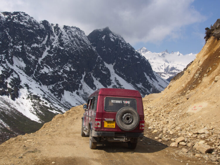 Dangerous high mountain road on the way to Leh, India